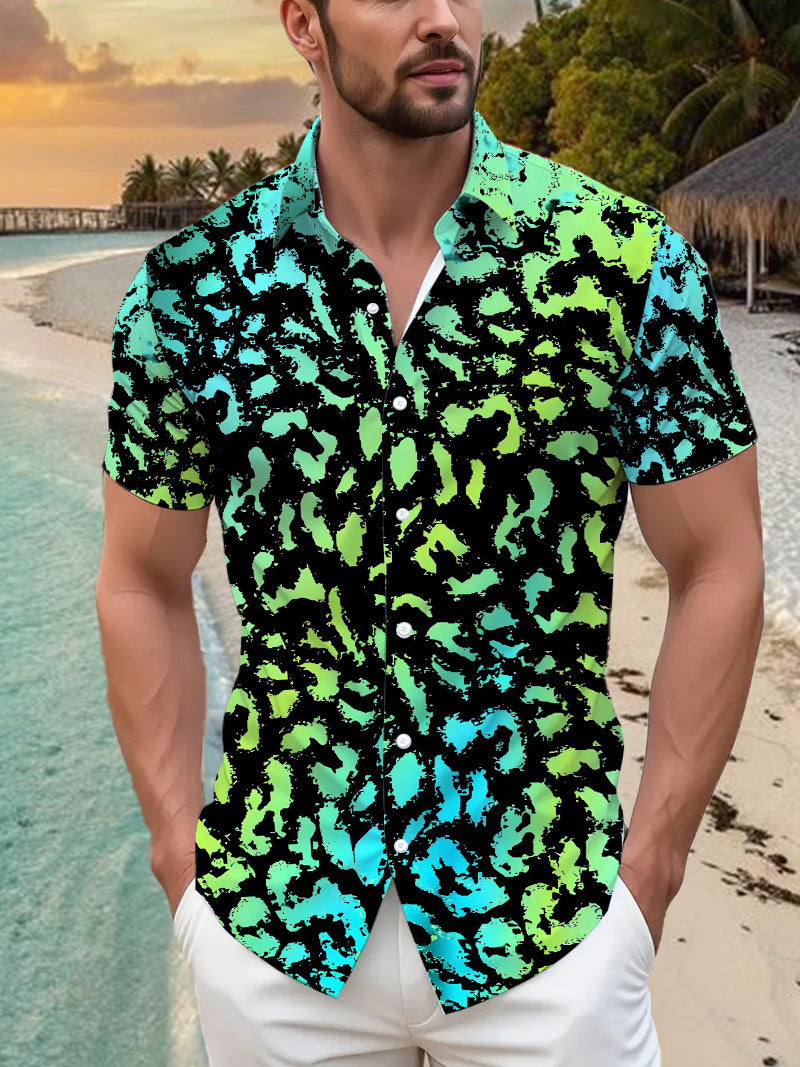 Tropical Hawaiian Style Green And Black Patterned Men'S Casual Shirt - Short-Sleeved with Button Design, Suitable for Outdoor And Casual Wear in Summer