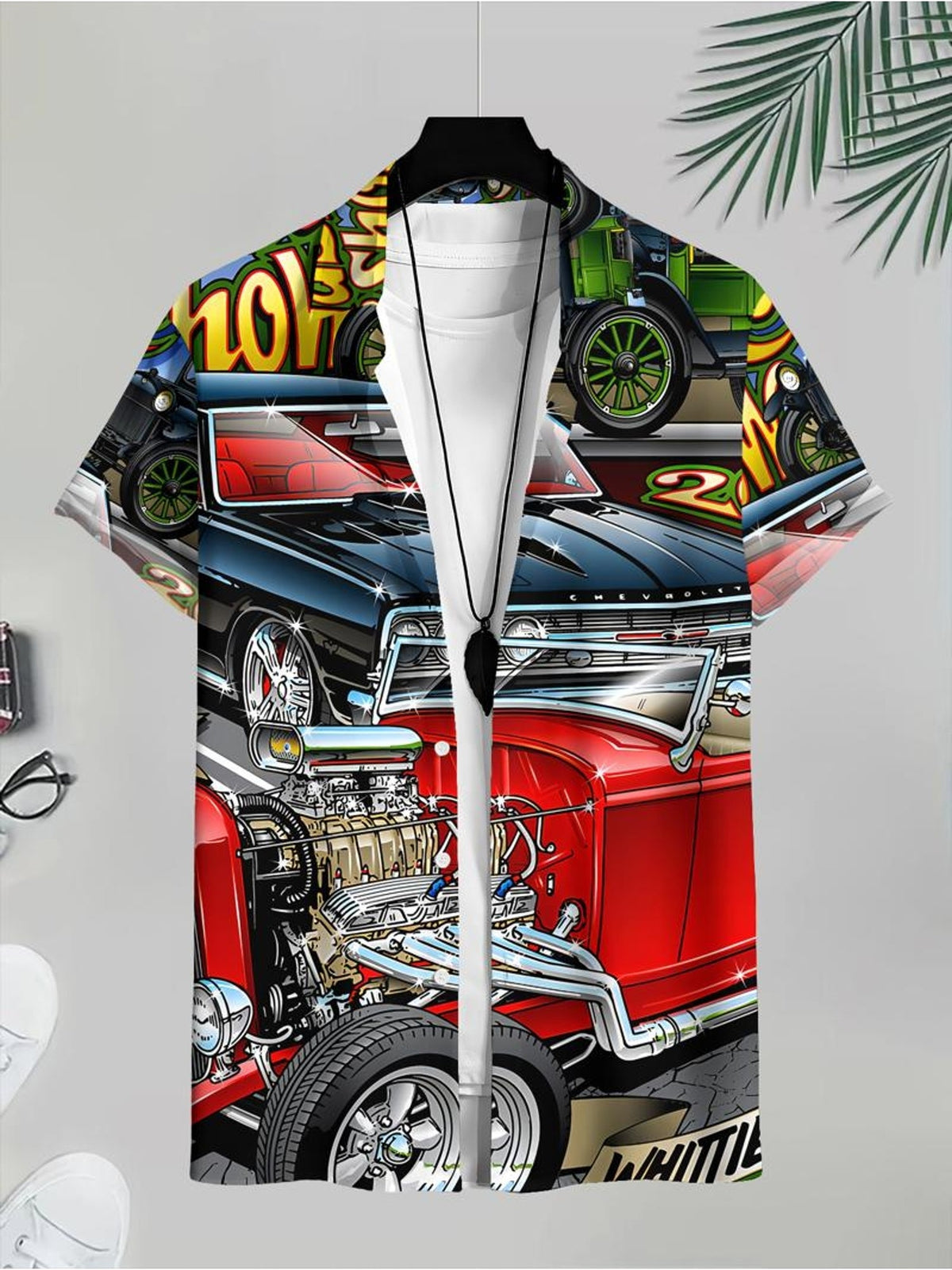 New Men's Casual Hawaiian Shirt, Available in Multiple Sizes and Fabrics, Short Sleeves, Featuring a Vibrant Car Print Design with a Tropical Beach Vibe. Perfect for Summer Fashion, It Easily Adapts to All Scenarios: Daily Commutes, Casual Outings