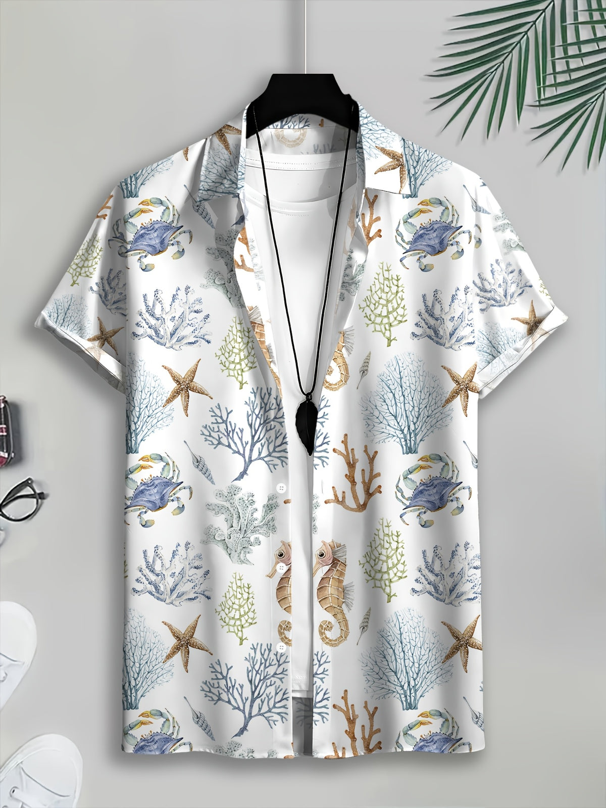 Summer Style Men'S Casual Shirt, Printed White Sea Life Pattern with Crabs Starfish Seahorses And Coral, Vibrant Ocean Theme