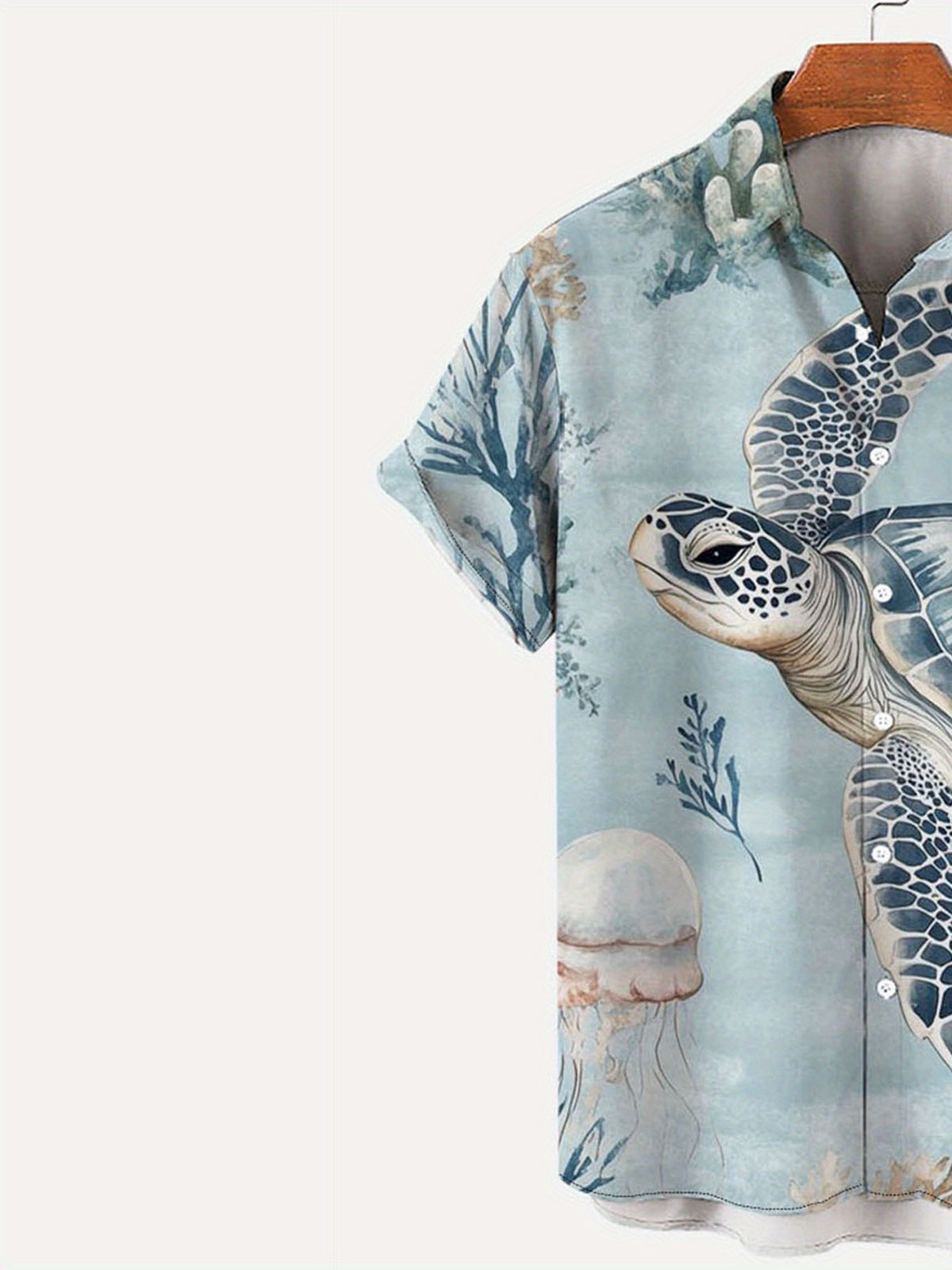 New Men's Simple Hawaiian Jellyfish and Sea Turtle Print Button- Shirt - Lightweight, Summer Vacation and Resort Wear. Suitable for Daily Commutes, Casual Outings, Date Meetings, Friend Gatherings, and Shopping. Easily Handles All Scenarios and Meets