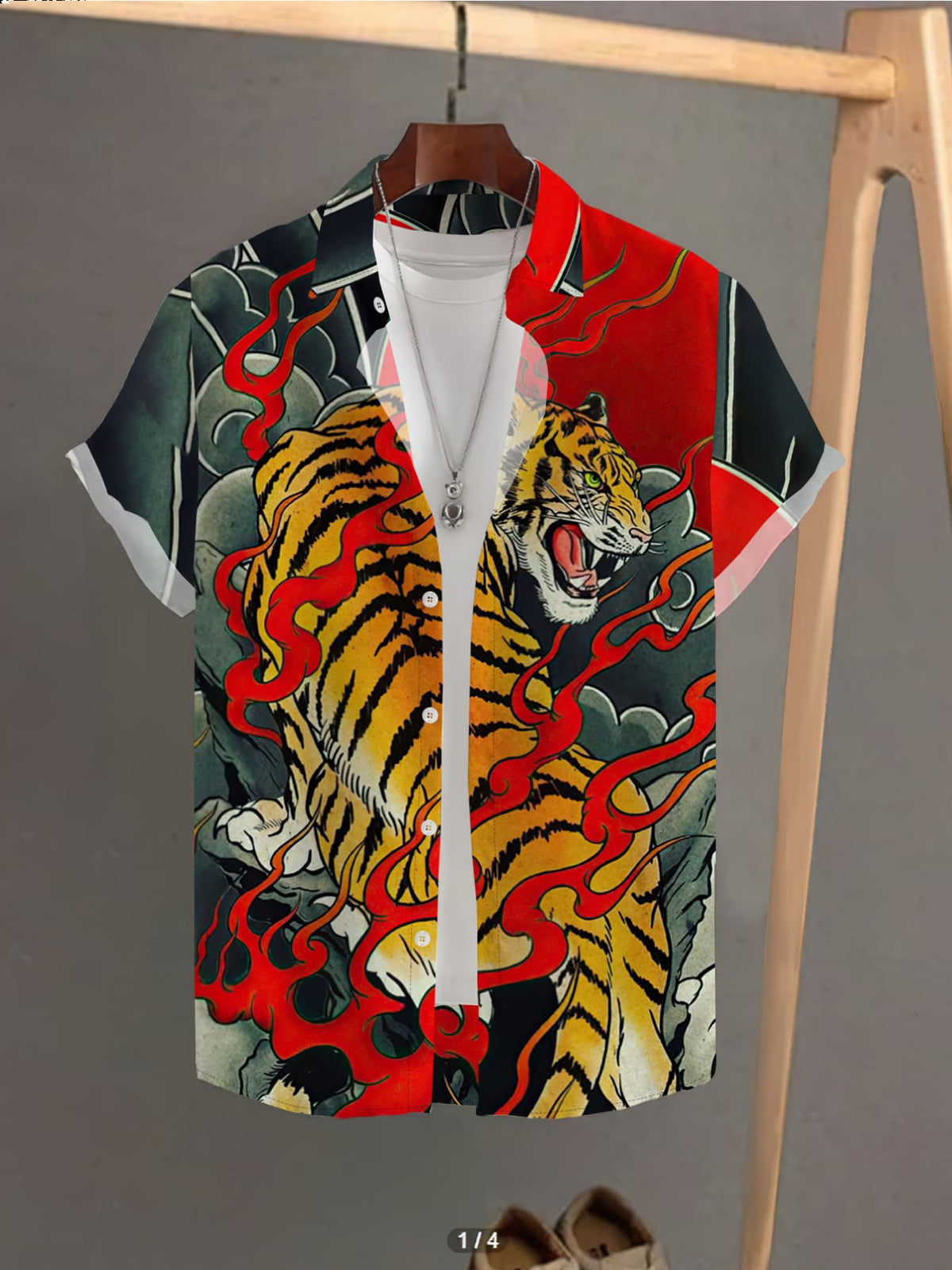 Men'S Short-Sleeve Shirt with a Tiger Print in a Chinese Style, Perfect for a Relaxed And Trendy Summer Look