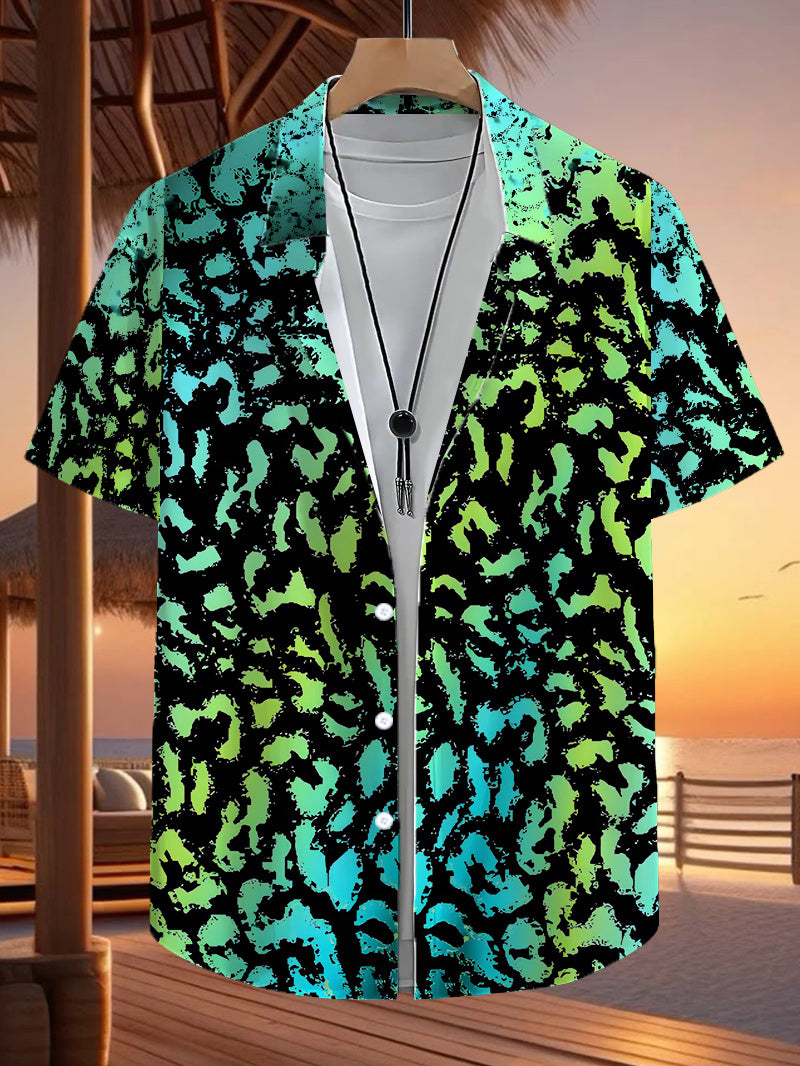 Tropical Hawaiian Style Green And Black Patterned Men'S Casual Shirt - Short-Sleeved with Button Design, Suitable for Outdoor And Casual Wear in Summer