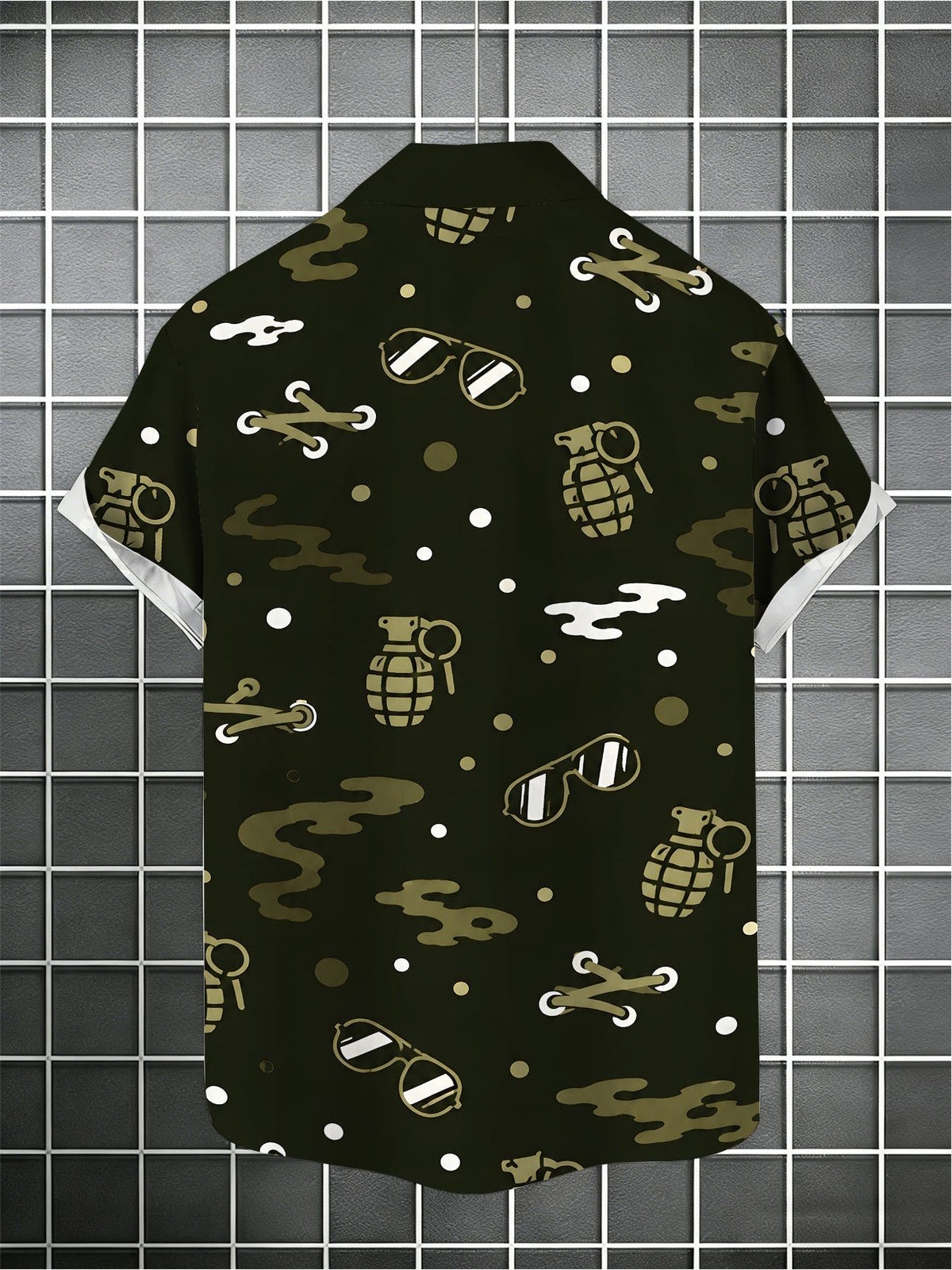 Men'S Short-Sleeve Shirt, Dark Green Street Style with Cartoon Hand Grenade Graffiti, Fashionable And Trendy Design