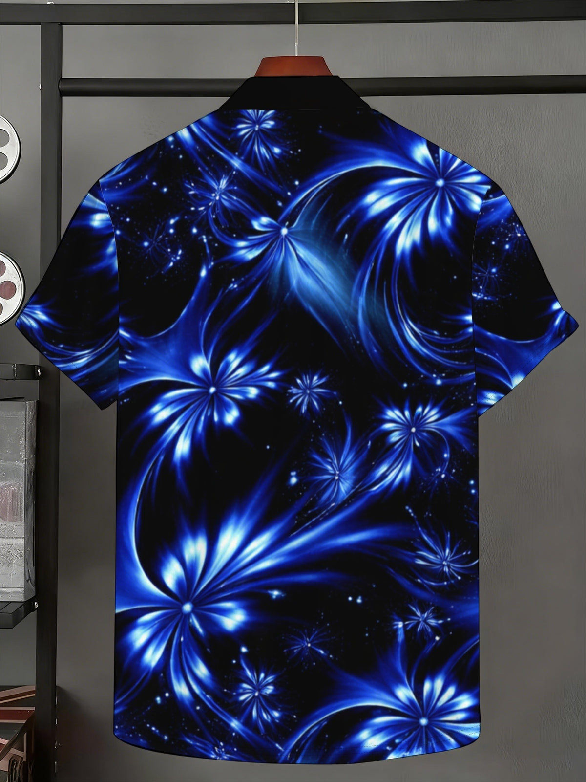 Men's Short-Sleeve Button-Up Shirt with Full-Body Geometric Collar & - Loose Fit Casual Button Collar Shirt Suitable for Summer, Office, Semi-Formal Wear - Non-Stretch Button-Front for Everyday Business Outfits