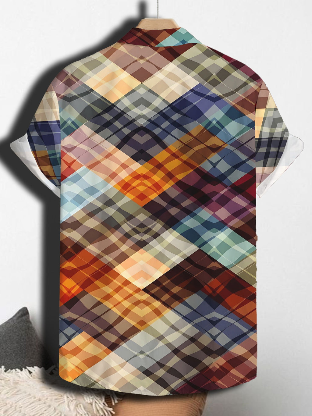 Vintage Hawaiian Style Colorful Patterned Print, Trendy Tropical Hawaiian Short-Sleeve Shirt, Casual Button-Up Men'S Shirt, Lightweight Polyester for Summer Adventures