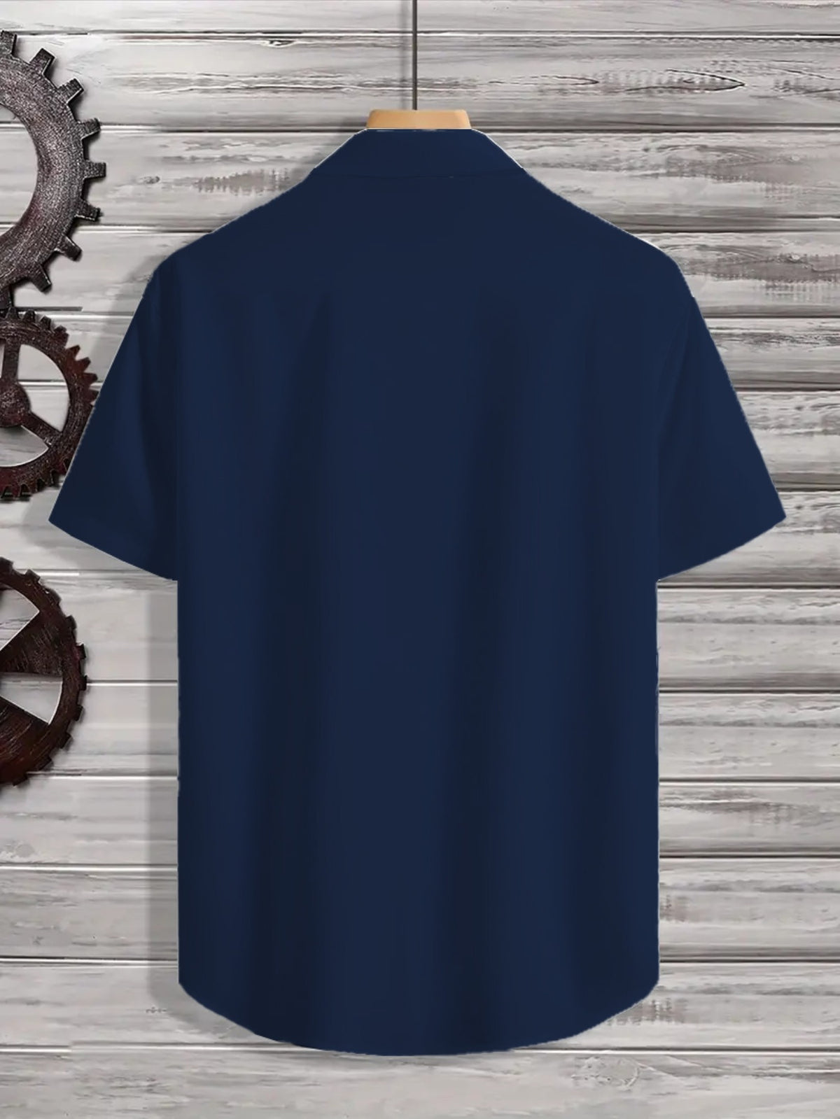 Fashionable Tropical Shirt for Men Featuring Leaf Patterns - Short-Sleeved with Button Design, Perfect for Summer Outdoor And Casual Wear