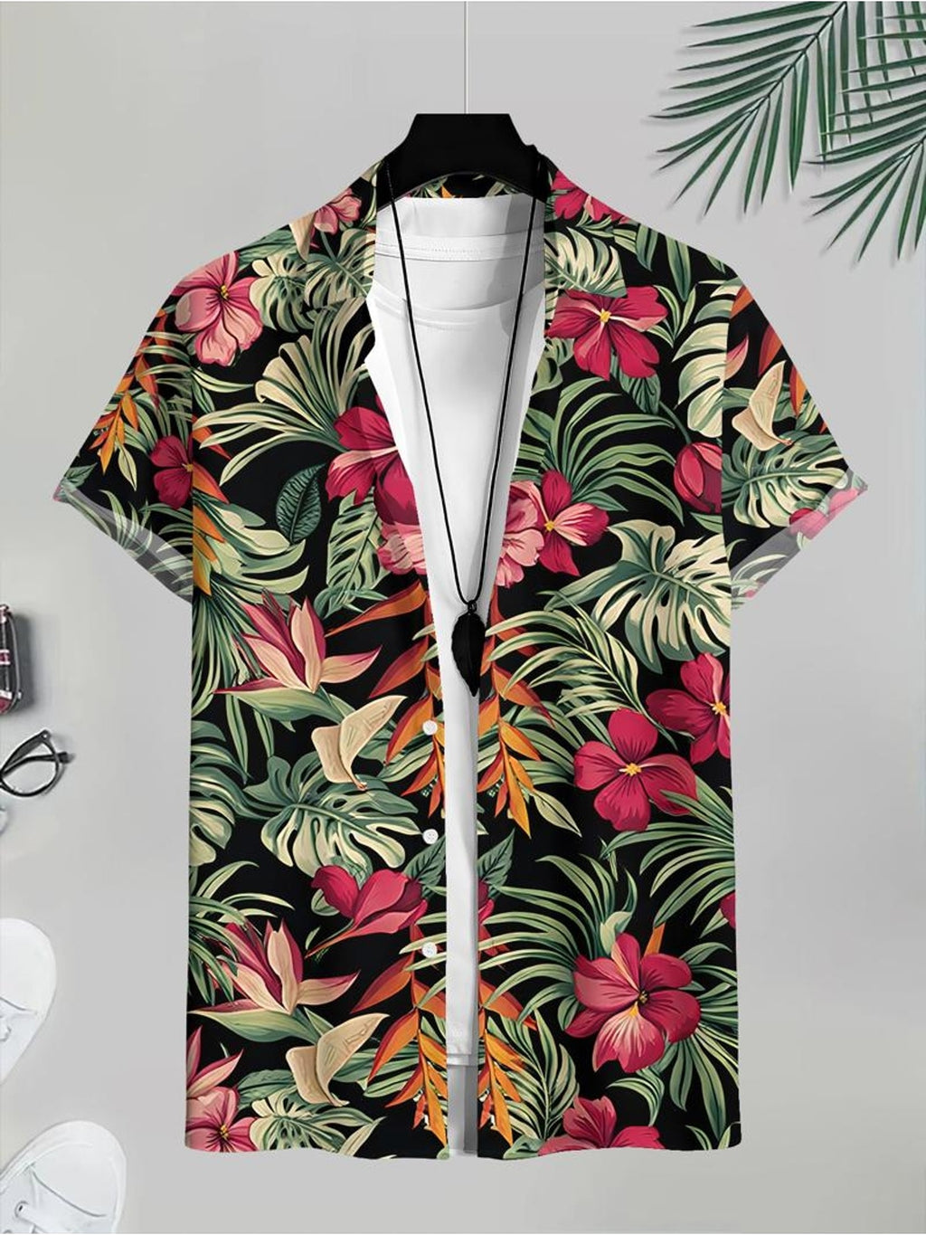 New Men's Casual Shirt, Tropical Floral Print, Black Short Sleeve, Multiple Sizes Available, Beach Style, Men's Fashion Item, Suitable for Vacation and Daily Wear