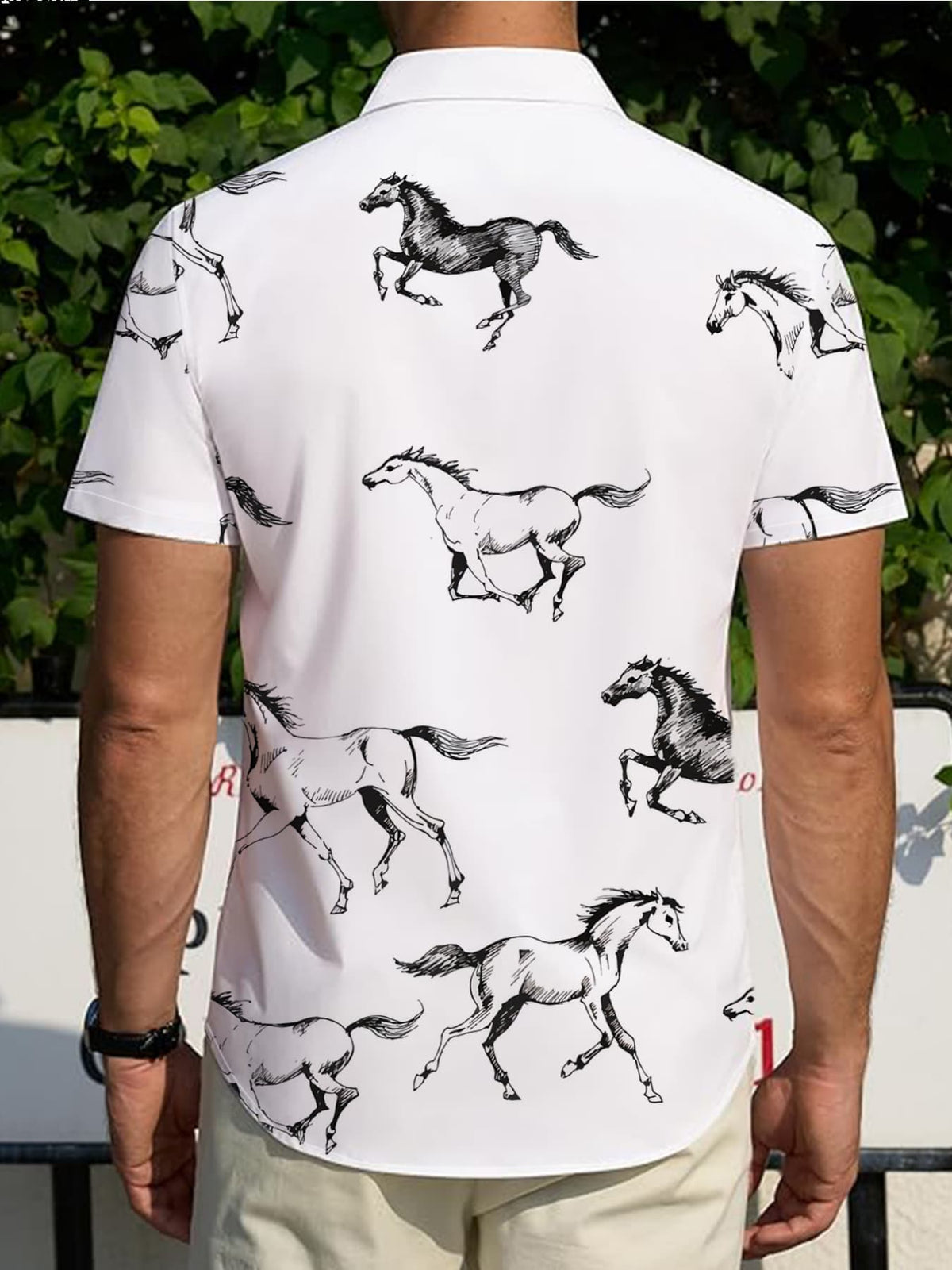 2025 Summer New Men'S Short-Sleeve Shirt Featuring a Stylish Galloping Horse Pattern, Loose Fit, Casual, Breathable, Quick-Drying Vacation Beach Shirt