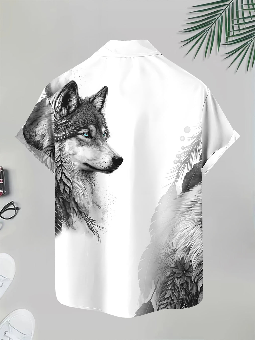 Men's Casual Fashion Short-Sleeve Shirt with Wolf Pattern Design, Suitable for Beach Vacations and Casual Outings, Wolf Portrait Art for a Relaxed Summer Look