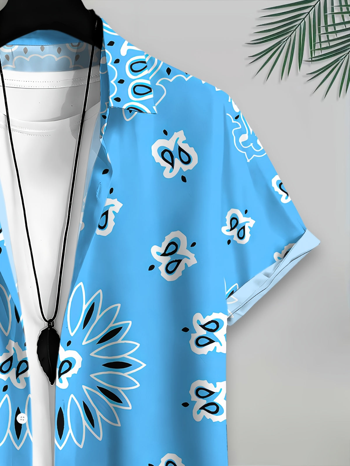 Light Blue Floral Pattern Men'S Casual Shirt, Print Summer Vibrant Tropical Design