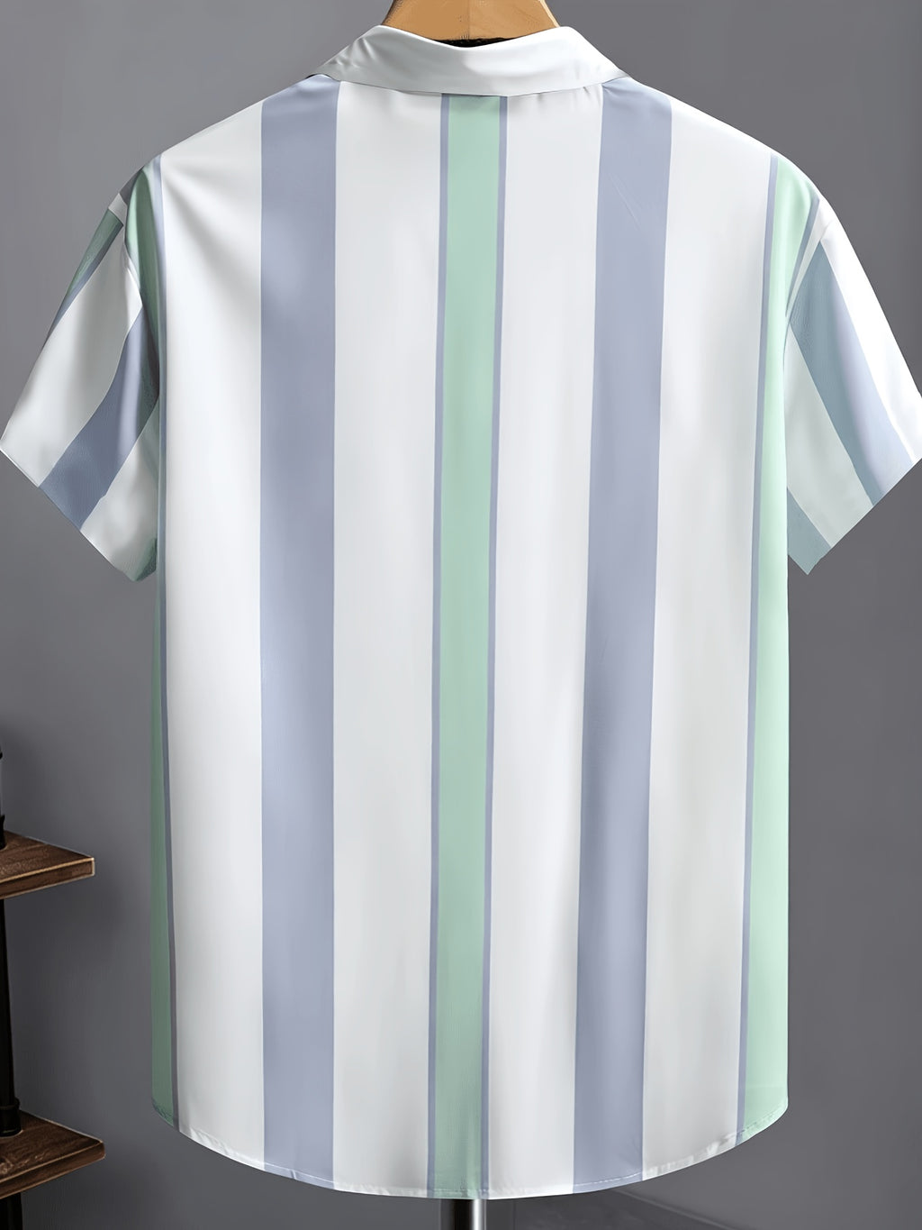 New Men'S Summer Cooling Beach Loose Trendy Premium Sense Bad Boy Fashion Retro Lapel Striped Contrast Short Sleeve Button-Up Shirt Suitable for Daily Commuting, Casual Outings, Dates, Friend Gatherings, And Shopping