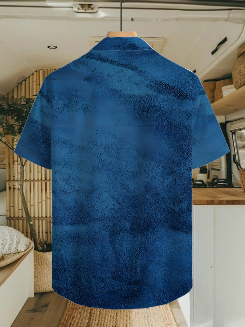 Men'S Casual Shirt with a Deep Blue Ink Painting Print - Featuring a Short Sleeve Button Design, Suitable for Summer Outdoor And Casual Wear, Perfect for Everyday Outfits