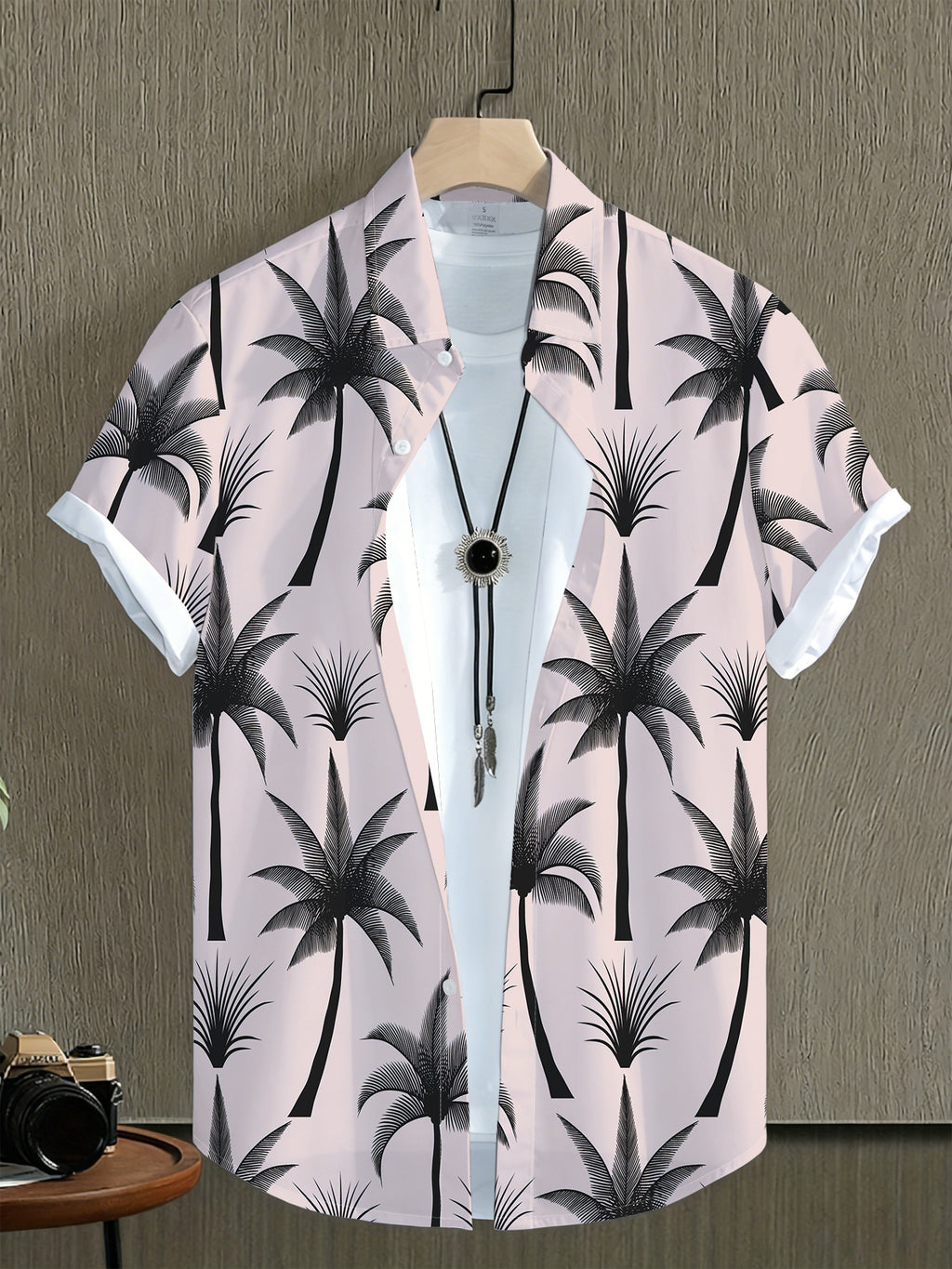 Men'S Summer Cool Print Button-Up Shirt, Easy Pink Background with Black Palm Trees And Greenery Pattern, Suitable for Summer Casual And Beach Vacation