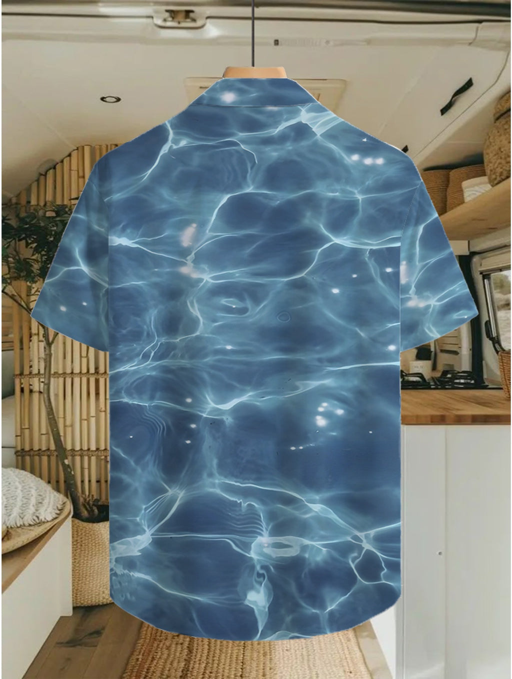 Fashion Water Ripple Pattern Print Shirt, Tropical Hawaiian Shirt - Short Sleeve, Casual Button- Men's Shirt, Lightweight Polyester for Summer Adventures