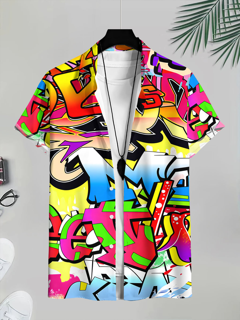 Colorful Graffiti Style Men'S Casual Shirt with Bold Urban Art Design Summer Vibrant Streetwear Pattern