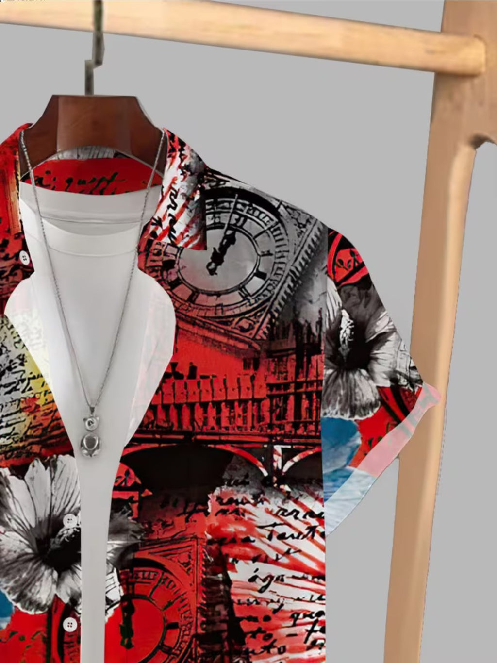 Vintage Style Tie-Dye Print, Fashionable Tropical Hawaiian Shirt for Summer - Short Sleeve, Casual Button-Up for Men, Lightweight for Summer Adventures