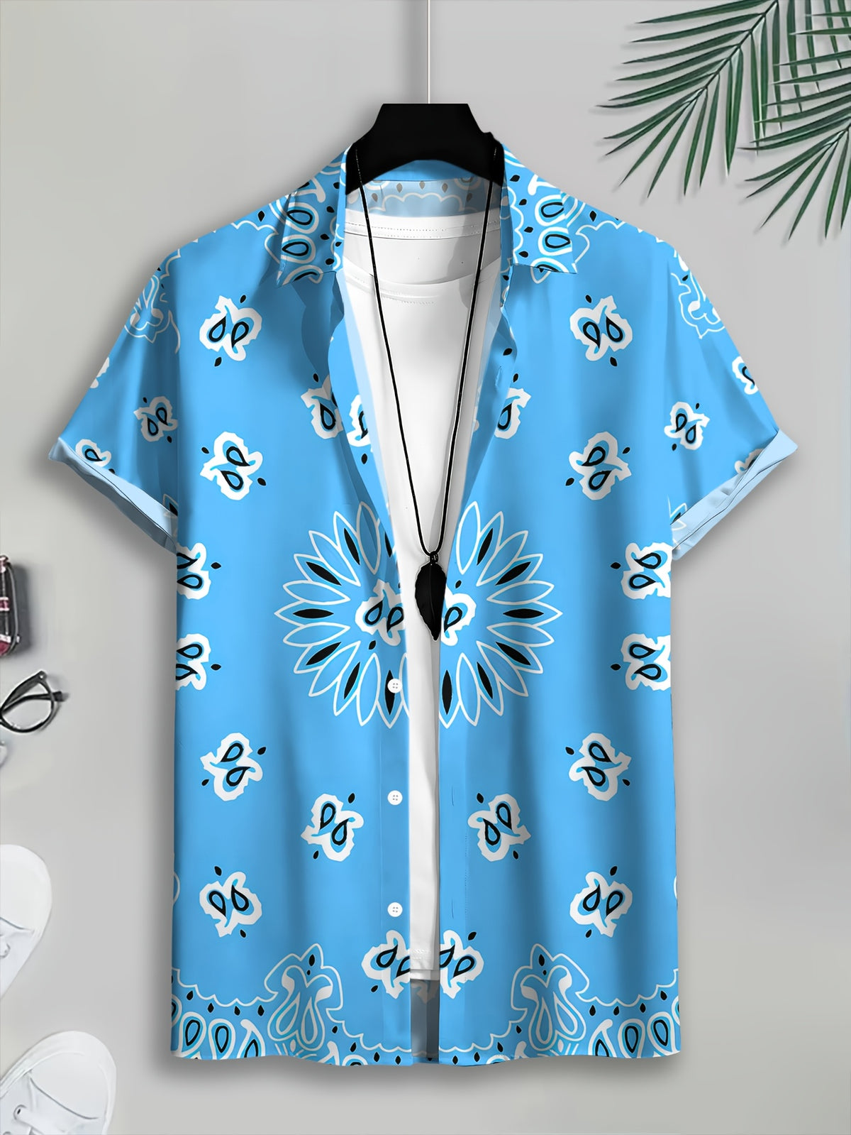 Light Blue Floral Pattern Men'S Casual Shirt, Print Summer Vibrant Tropical Design