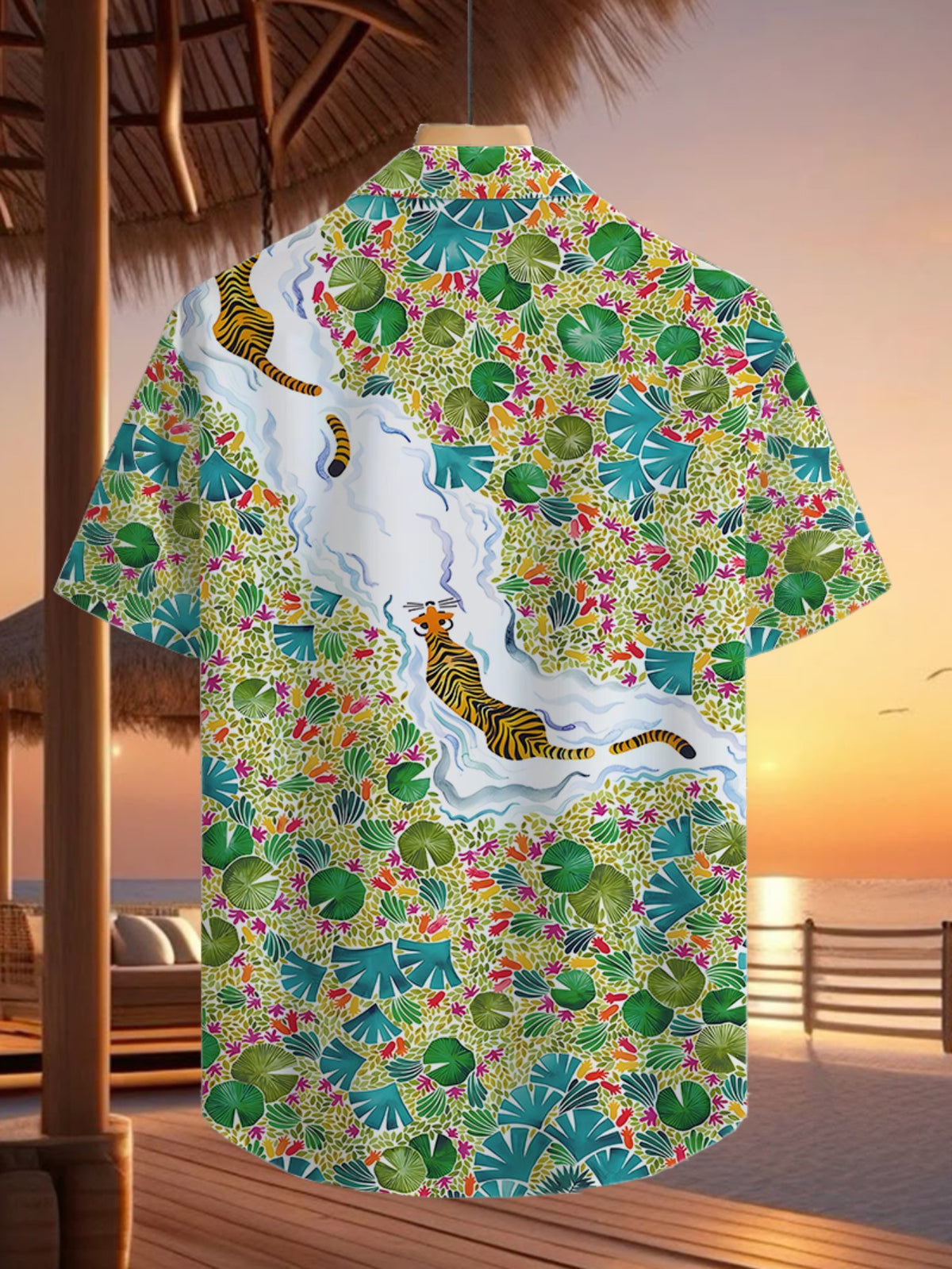 Men'S Casual Shirt Featuring a Trendy Tropical Plant And Tiger Design - Short-Sleeved with Button Details, Perfect for Summer Outdoor And Leisure Wear
