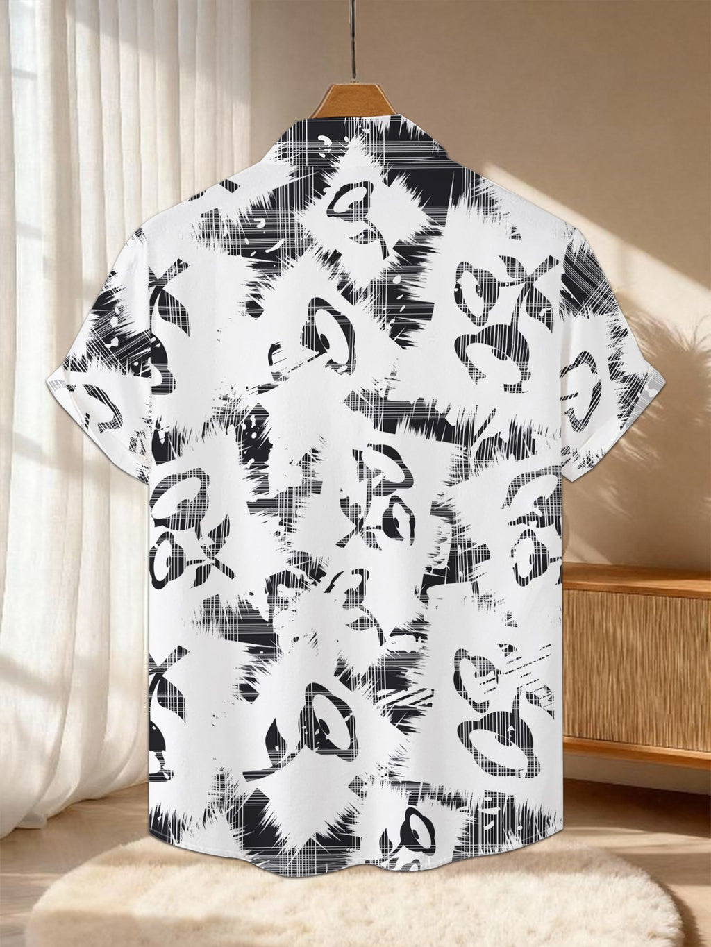 New Men's Casual Short-Sleeve Shirt with Black and White Abstract Floral Interlaced Pattern, Mottled and Messy Lines, Versatile for Holiday Parties and Commuting. Made of Polyester Fiber, Machine Washable, Lightweight for Summer. Suitable for Casual